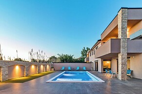 Relaxing Villa in Pula With Private Pool