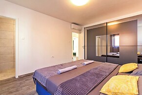 Relaxing Villa in Pula With Private Pool