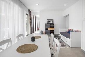 Modern Apartment, 300m From the Beach