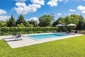 Charming Villa With Pool