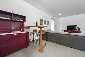 Charming Villa With Pool