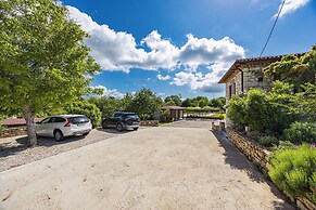 Charming Villa With Pool