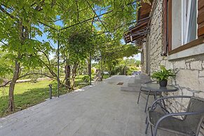 Charming Villa With Pool