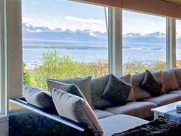 7 Person Holiday Home in Molde