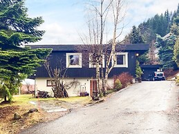 7 Person Holiday Home in Molde