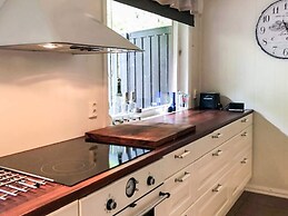 7 Person Holiday Home in Molde