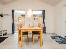 4 Star Holiday Home in Farvang