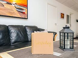 4 Star Holiday Home in Farvang