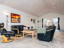 4 Star Holiday Home in Farvang