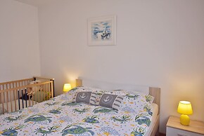 Apartment With Terrace & Lovely Garden