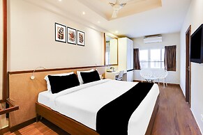 Super Townhouse Oak Kodambakkam