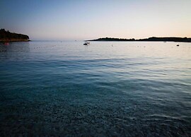 2 Bedroom Charming Apartment in Pula
