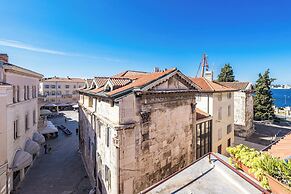 2 Bedroom Charming Apartment in Pula