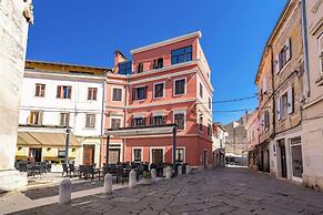 2 Bedroom Charming Apartment in Pula