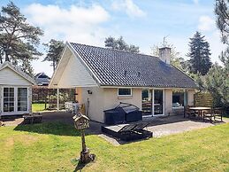 6 Person Holiday Home in Idestrup