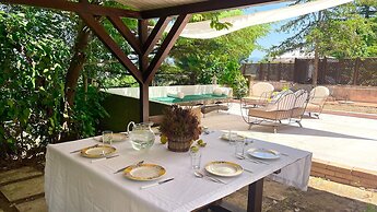 Villa in Cefalu With Pool and Forest Retreat