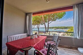 Apartment in Medulin With sea View