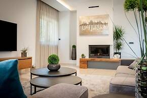 Luxurious Villa in Drenje
