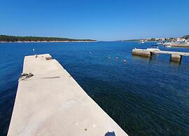 Apartment in Kampor Near Sandy Beach