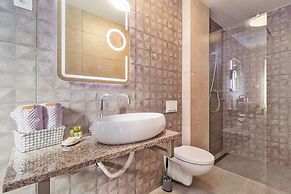 Spacious Villa in Pula With Heated Pool