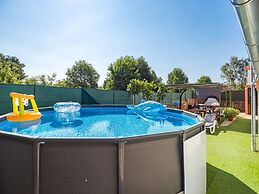 Apartment in Vodnjan With Pool & Jacuzzi