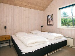 6 Person Holiday Home in Ansager