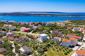 Spacious Apartment With Wonderful sea View