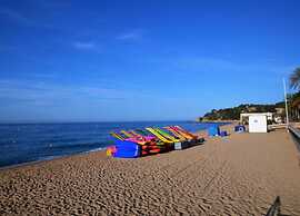Cozy Apartment, 350m From Beach
