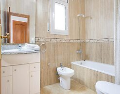 Villa in Lloret de Mar With Private Pool