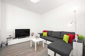 Villa in Gajana With Heated Pool