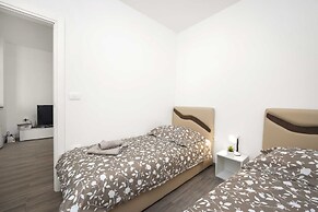 Villa in Gajana With Heated Pool