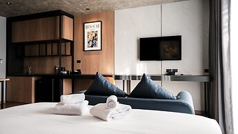 Lush Inn Phuket
