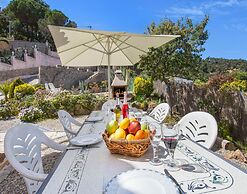 Villa in Lloret de Mar With Private Pool