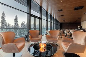 Arctic Panorama Resort & Spa