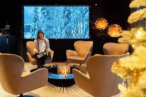 Arctic Panorama Resort & Spa