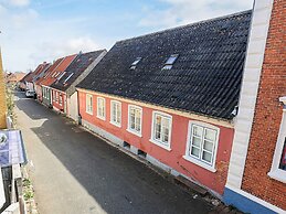 6 Person Holiday Home in Marstal