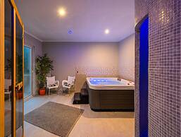 Relaxing Apartment With sea View and Jacuzzi
