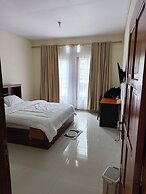 Amini Guest House