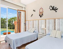 Villa in Spain Near Sandy Beach & Mountain Views