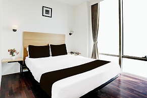 Super Townhouse PBG Mall Vashi