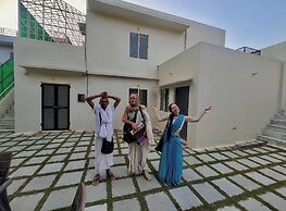 Hostel ivory