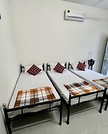 Hostel ivory