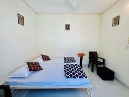 Hostel ivory