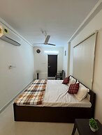 Hostel ivory