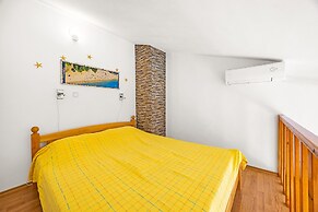 Studio in Medulin Near Bijeca Beach