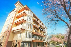 Stylish Room With Mesmerizing View Dharamshala