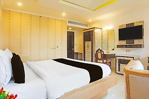 Stylish Room With Mesmerizing View Dharamshala