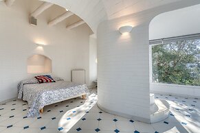 Villa in Roses With Private Pool & Sea Views