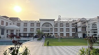ORCHHA RIVER STONE RESORT