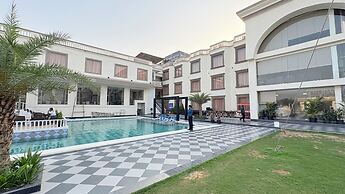 ORCHHA RIVER STONE RESORT